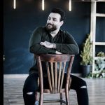 دانلود آهنگ جدید علی میررضایی دلبر تو لوس منی تو تازه عروس منی